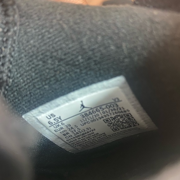 Sold - Picture 3 of 3